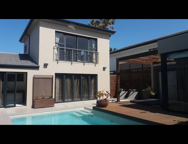 4 BEDROOM HOUSE SOLD IN VAN RIEBEECKSTRAND